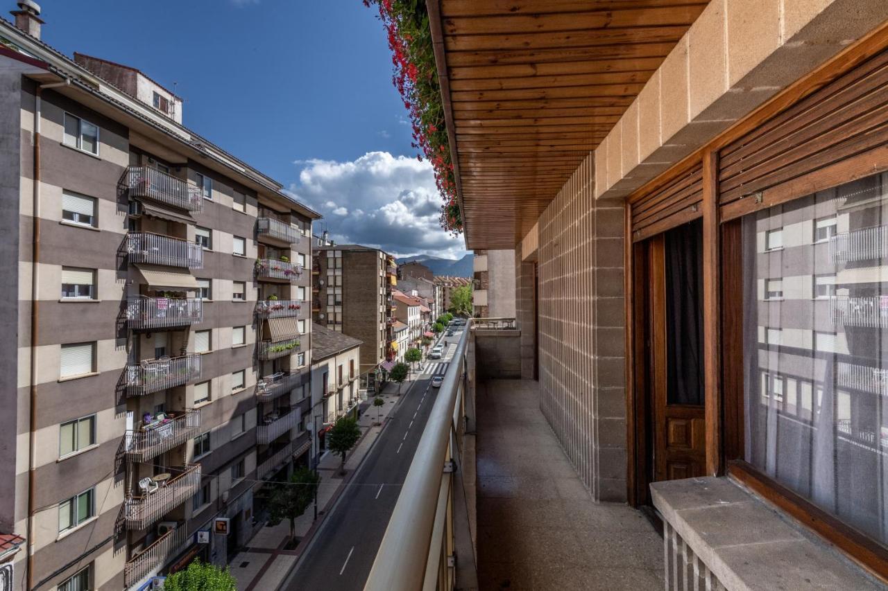 Apartamento Pirineo Aragones Сабиньяниго Экстерьер фото